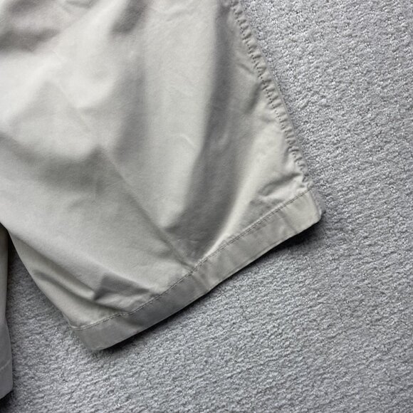 Tommy Hilfiger Shorts Mens 34 Beige Chino Bermuda Flat Front Casual Modern Fit - Picture 12 of 13